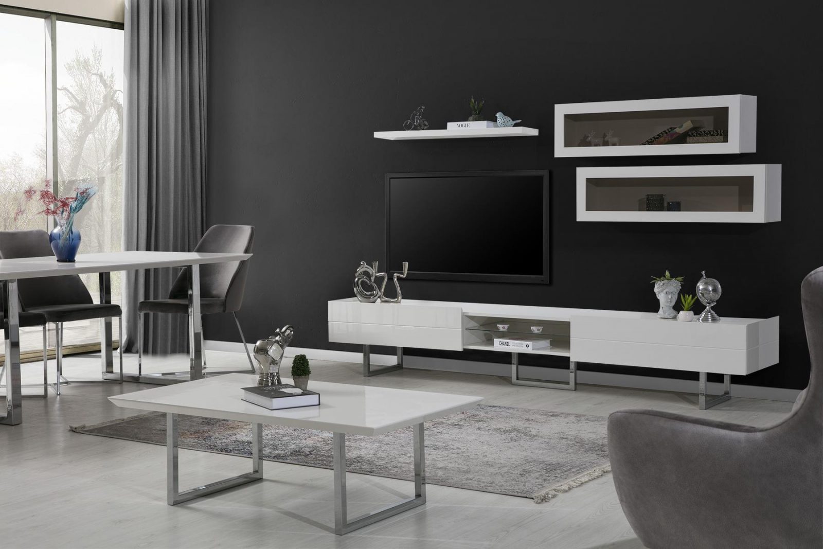 Marküteri New Tv Ünitesi Beyaz modelimiz şık tasarımı ve metal ayak detaylarıyla Parlak Ev'de sizleri bekliyor.